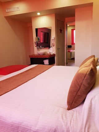 ホテル ハリウッド