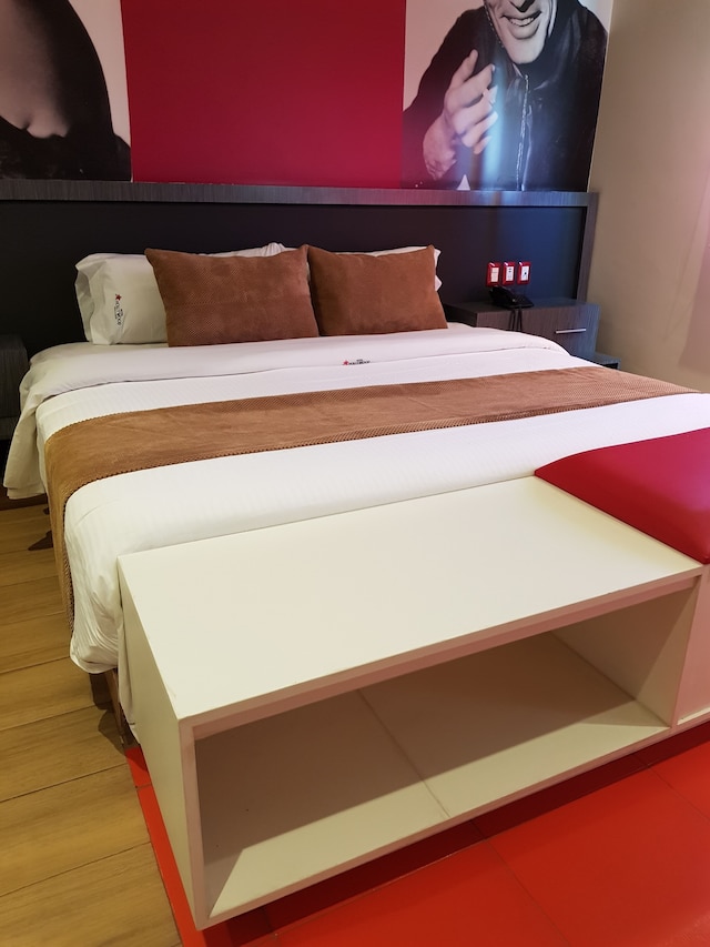 ホテル ハリウッド