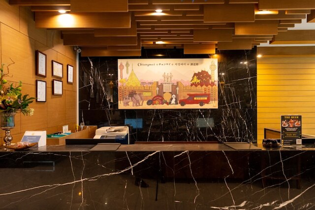 サナエホテルニムマン