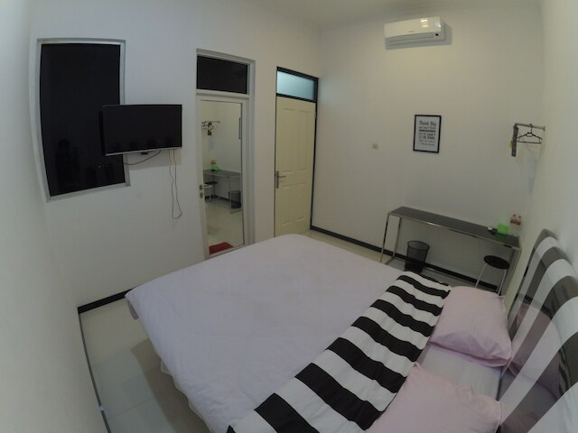 メス イン スマラン