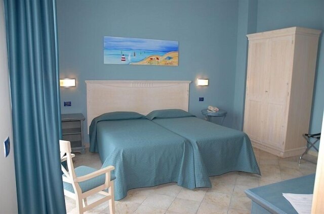 ホテル クラブ セリヌンテ ビーチ アイモリ