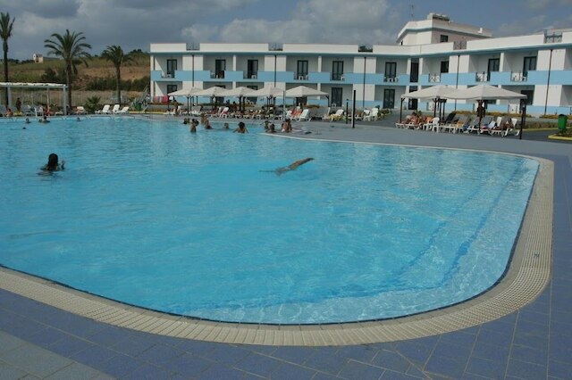 ホテル クラブ セリヌンテ ビーチ アイモリ