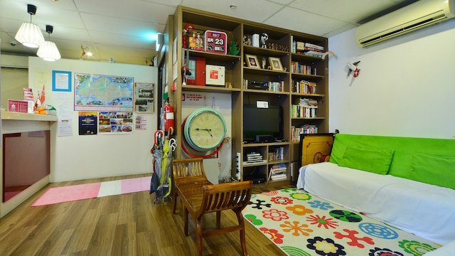 リバー・シティ・イン - ホステル