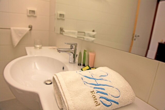 ザ ハブ ホテル