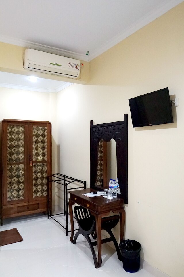 ホテル ダイアナ ジョグジャ