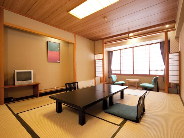 ホテルラヴィエ川良