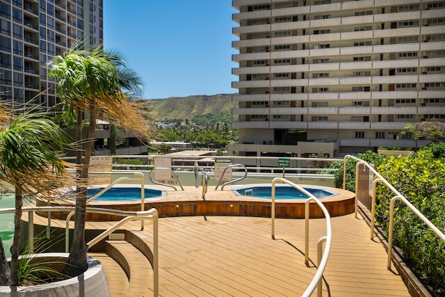 ハワイアン サン ホリデイズ