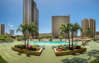 ハワイアン サン ホリデイズ