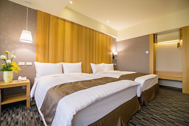 カイ シェン スターライト ホテル (凱旋星光酒店)