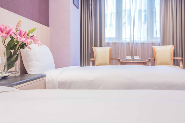 KKS ホテル (國廣興大飯店)