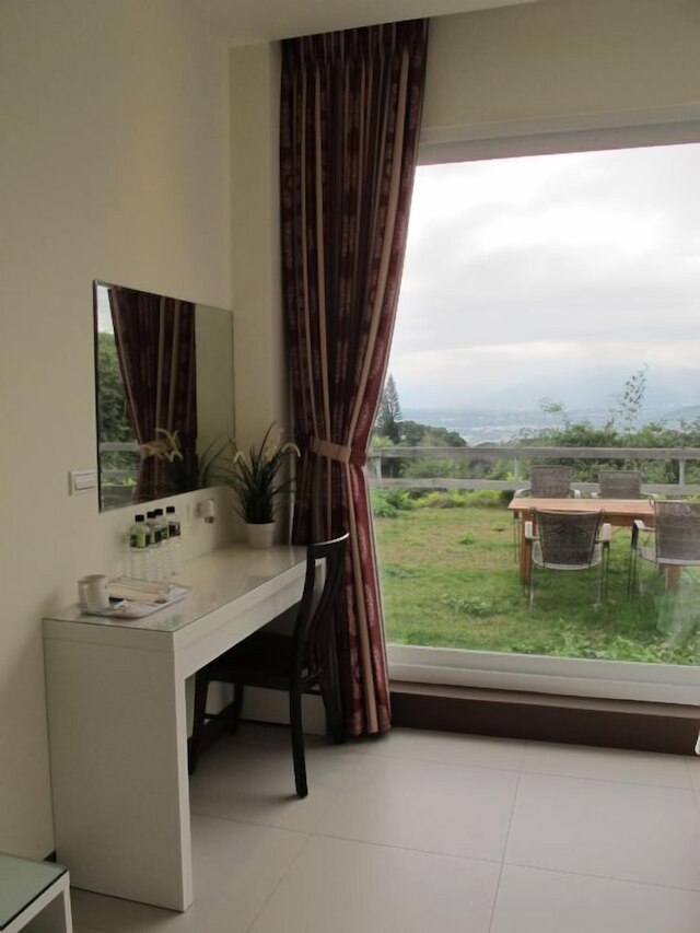 サンライズ ヴィラ (淡水日光行館民宿)