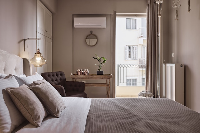 Plaka's Villa with Breathtaking Acropolis View