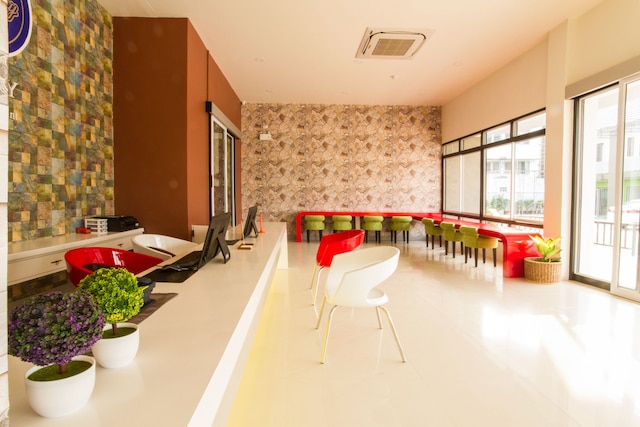 ベスティニー ホテル アンド レストラン ペッチャブーン