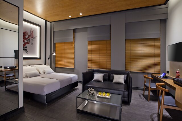 メット 34 アテネ