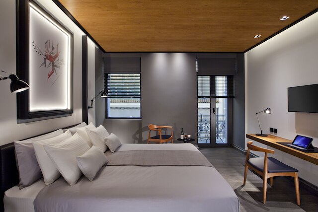 メット 34 アテネ