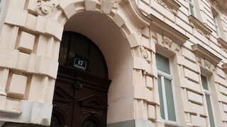 ゴールドフィッシュ アパートメント アム ドナウカナル