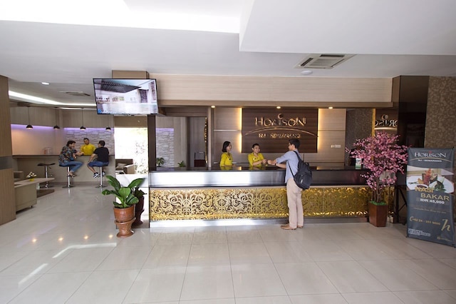 ホリゾン・コタ・ラマ・セマラン