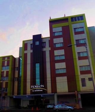 ホリゾン・コタ・ラマ・セマラン