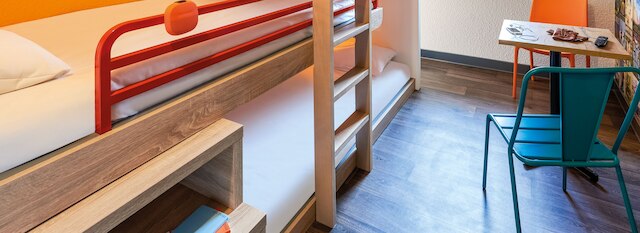 ホテル F1 パリ ポルト ドゥ モントルイユ