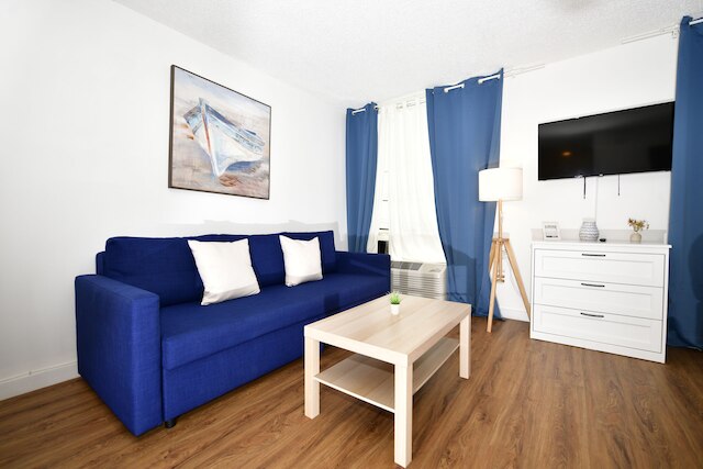 アール デコ オーシャン ウォーク アパートメンツ