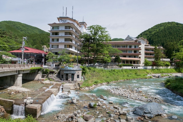 四万グランドホテル