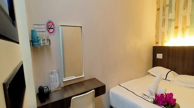 スマイル ホテル チェラス プドゥ KL