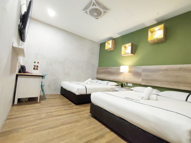 スマイル ホテル ダナウ コタ