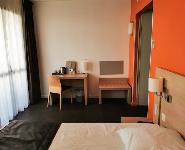 エザティテュード ホテル