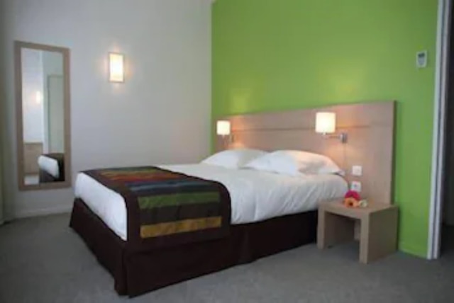 エザティテュード ホテル