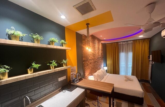 スマイル ホテル ワンサ マジュ