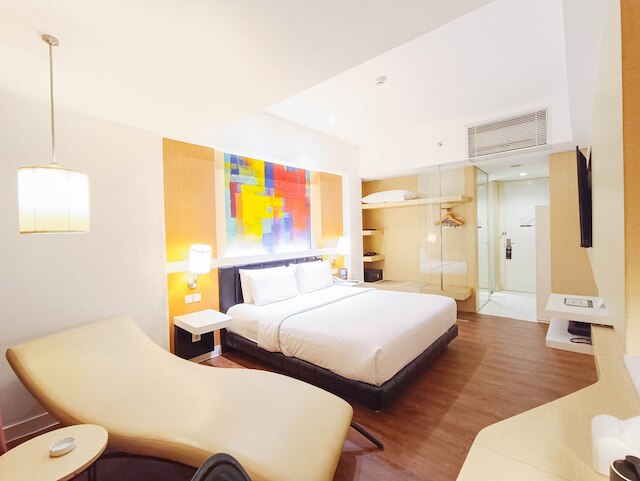 ブリッツ ホテル カラワン