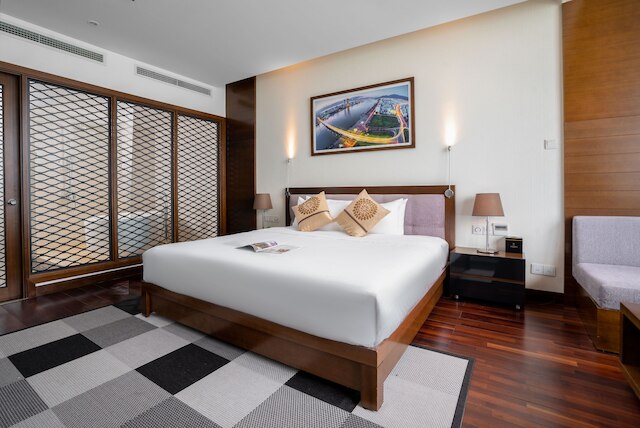 グランド トゥーラン ホテル