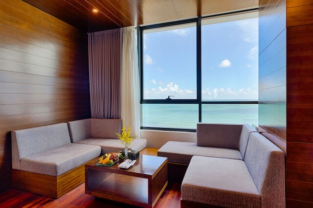 グランド トゥーラン ホテル