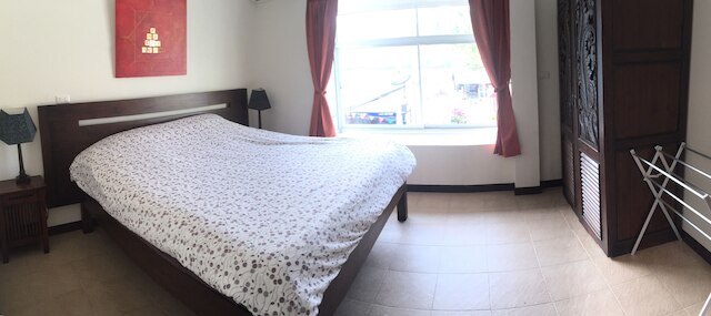 メルリン プラザ アパートメンツ