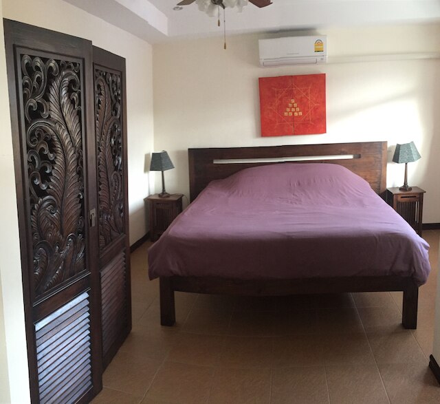 メルリン プラザ アパートメンツ