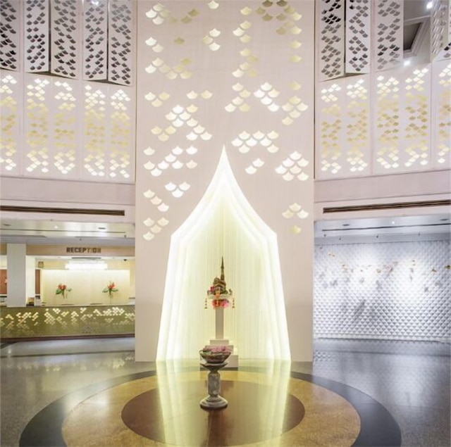 プロイ パレス ホテル