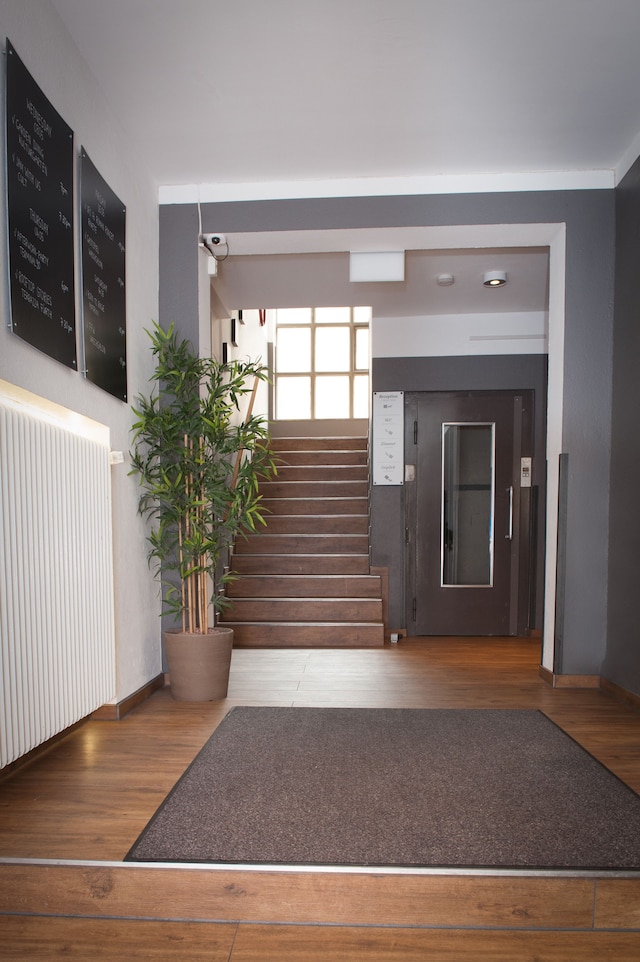 ファイブ リーズンズ ホテル & ホステル