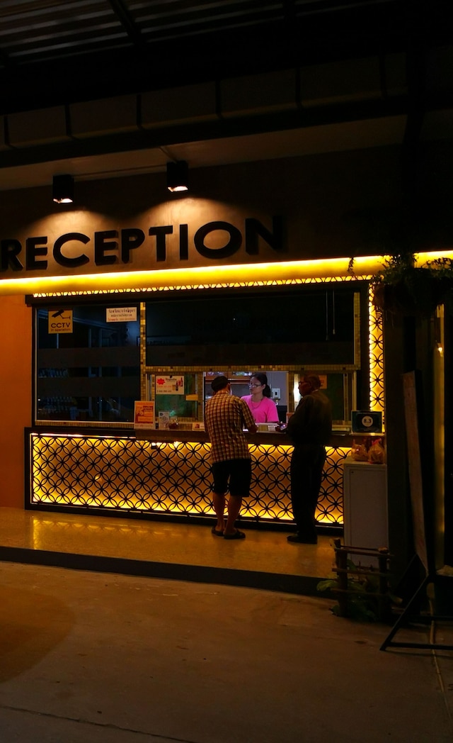 ゴールデン ハウス ホテル サケーオ