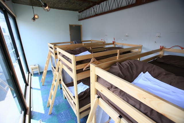 キャンプ奉還町バックパッカーズイン & ラウンジ