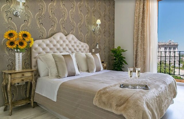 ホスタル セントラル パレス マドリード