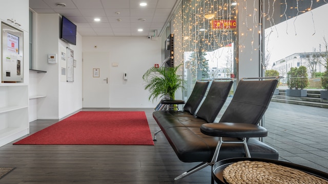 ロスロレンテスレジデンシーズベルン空港