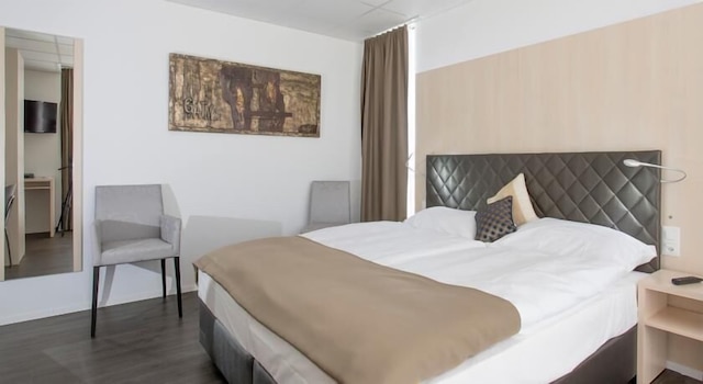 ロスロレンテスレジデンシーズベルン空港