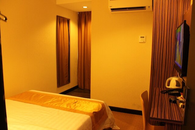 クローバー ホテル