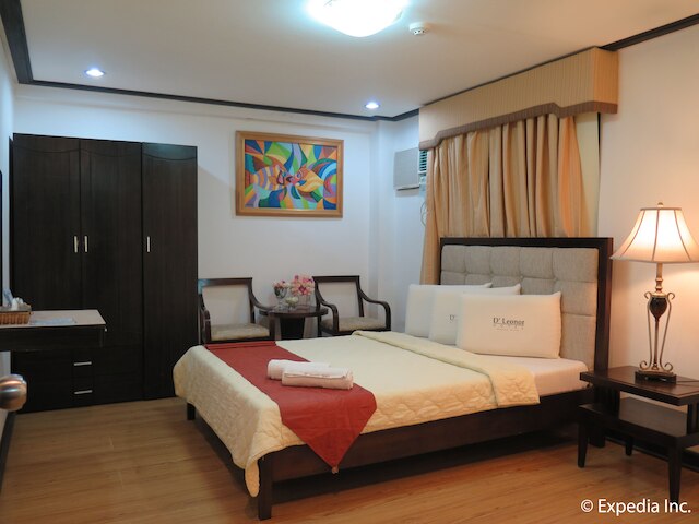 デ レオノール ホテル