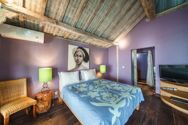 ヴィラ ウエスト