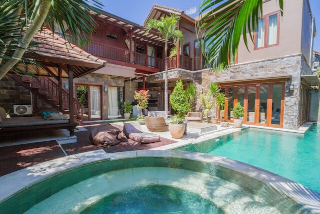 ヴィラ マーチン