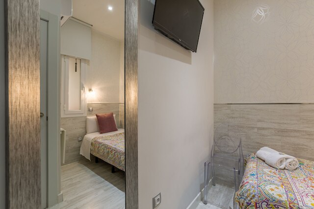 ホスタル メット マドリード