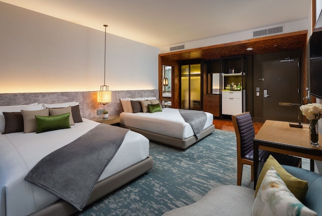 ドリーム ハリウッド, ハイアット