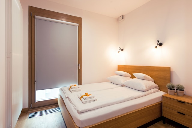 ゴー アパートメンツ