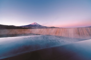 富士山温泉 ホテル鐘山苑